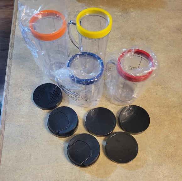 Magic Bullet lot of 10 replacement parts - Picture 1 of 5